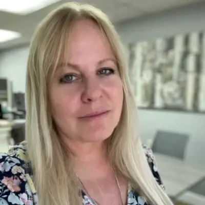 Angela Quinn Broker/Owner